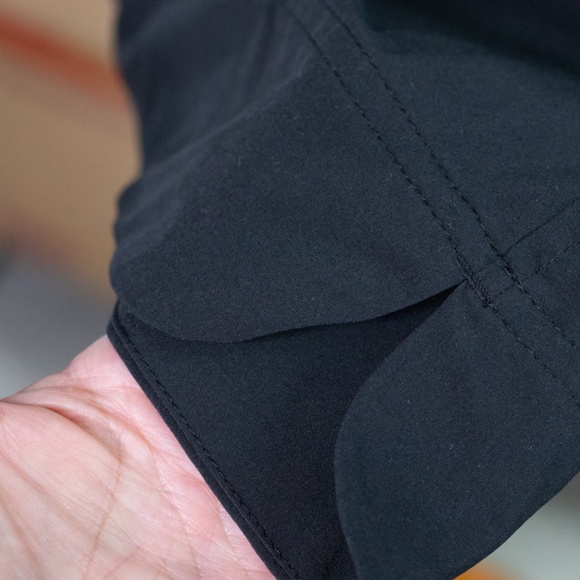 Athleta Midtown Skort Black Size 8 | Lightweight Stretch Active Skirt - Picture 4 of 6